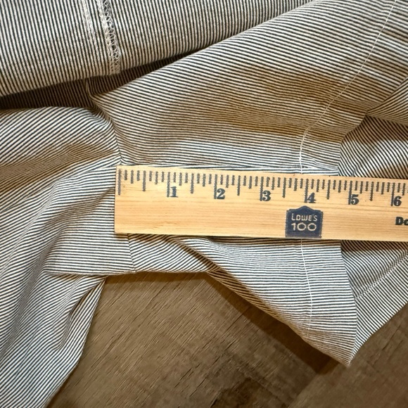 Christopher & Banks Pinstriped Skort  Size 4 - Picture 12 of 14